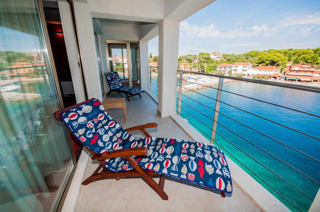 Hotel Maxim Bozava Bilik gambar